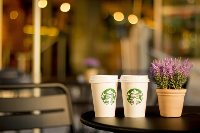 starbucks, kaffe, koppar, kafé, coffee shop, kaffe hus, koffein, kaffekoppar, morgonkaffe, coffee break, starbucks kaffe, starbucks, starbucks, starbucks, kaffe, kaffe, kaffe, kaffe, kaffe, koppar, coffee shop. Partnerskap eller franchise: avtal, risk och kontroll